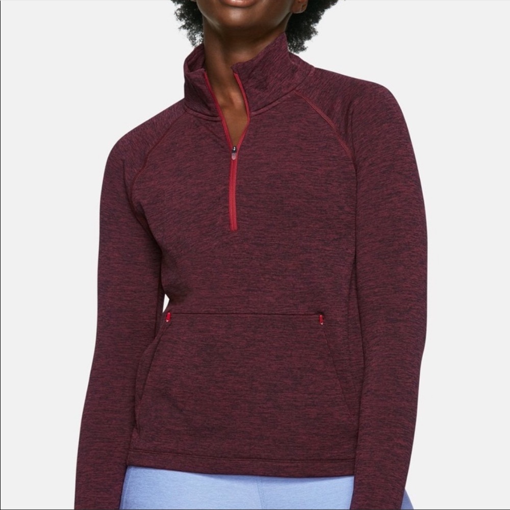 ISO outdoor voices 1/2 zip fleece WITH kangaroo pocket
